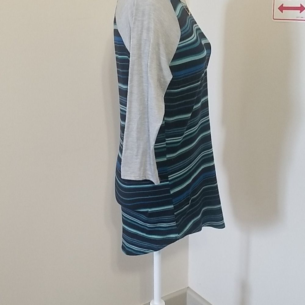 LULAROE TUNIC SZ S - Picture 2 of 4